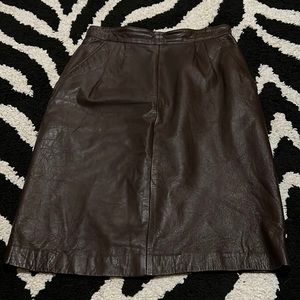 Chocolate brown 100% leather skirt